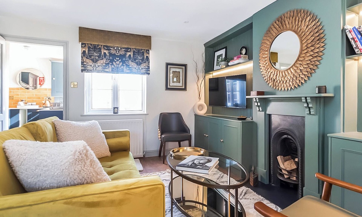 Warwick Cottage | 2 bedroom accommodation in Warwick