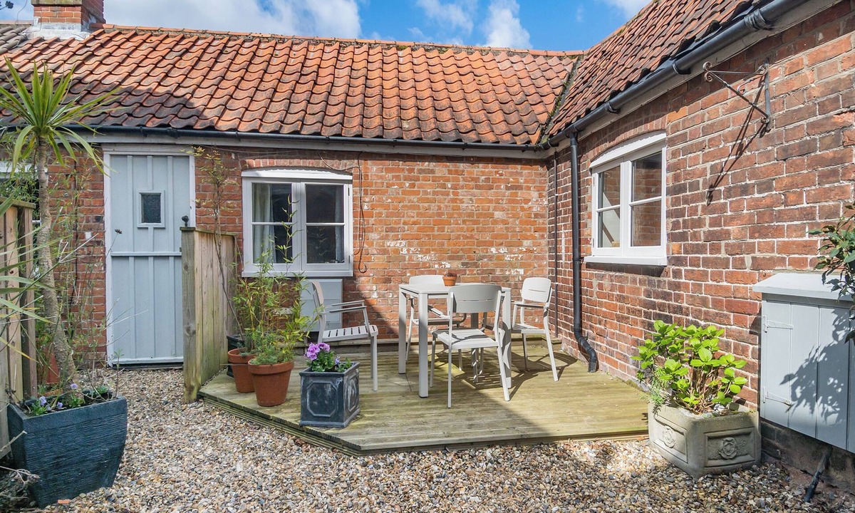 Overstrand Cottage | 2 bedroom accommodation in Overstrand, near Cromer