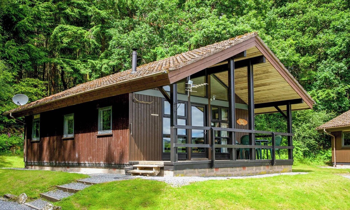 Netherton Cabin | 2 bedroom accommodation in Killin