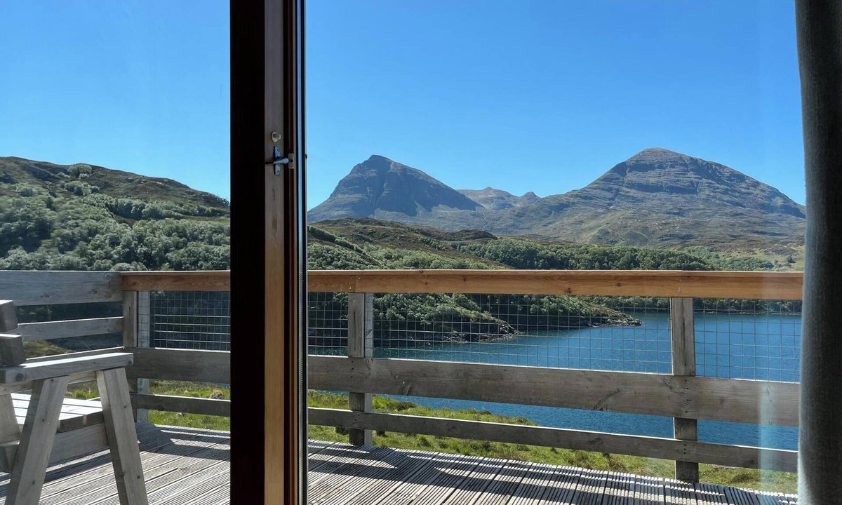 Kylesku Cottage | 2 bedroom accommodation in Kylesku, near Lairg
