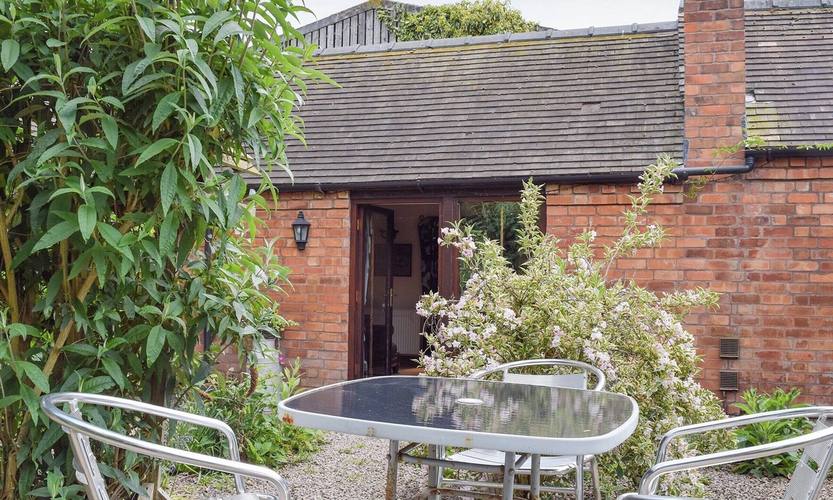 Little Malvern Cottage | 2 bedroom accommodation in Upper Welland, near Malvern