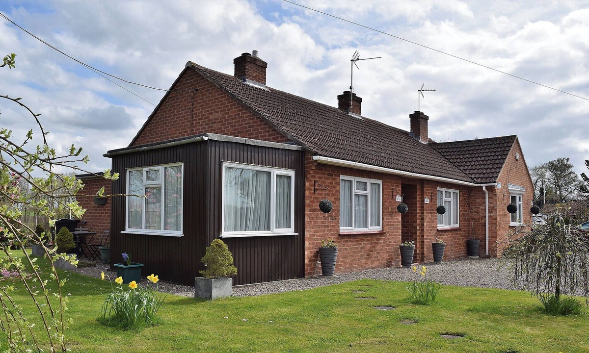 Moreton Cottage | 2 bedroom accommodation in Camer&rsquo;s Green, Berrow, near Malvern