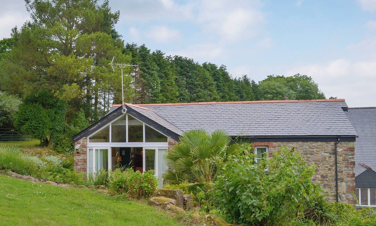 Mount Cottage | 2 bedroom accommodation in Millpool, near Bodmin