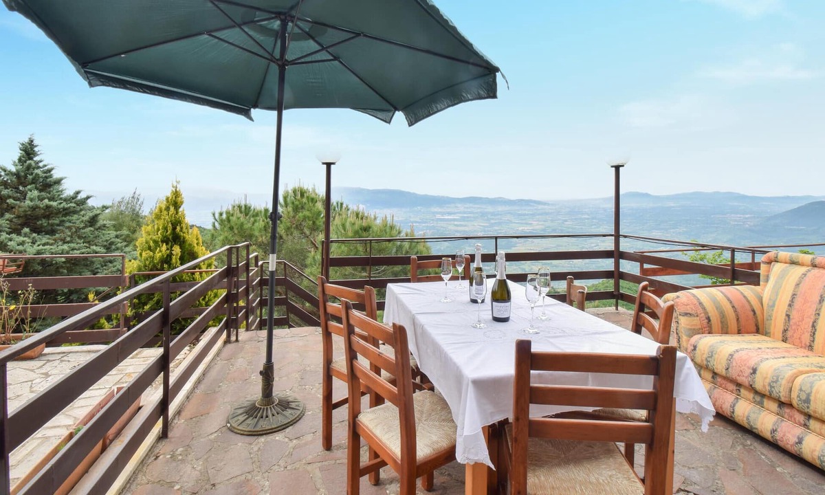 Serrone House | 2 bedroom amazing home in Serrone