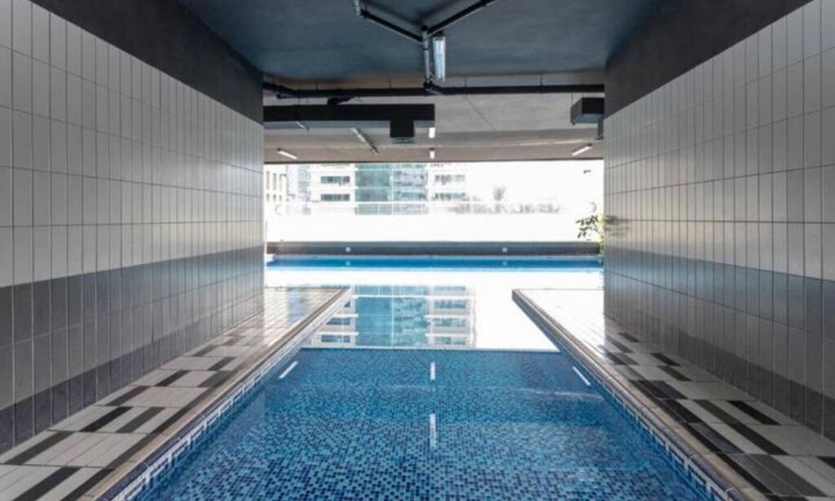 Dubai Marina Condo | 2 Bedroom Apt with three King Beds for 6 guests.