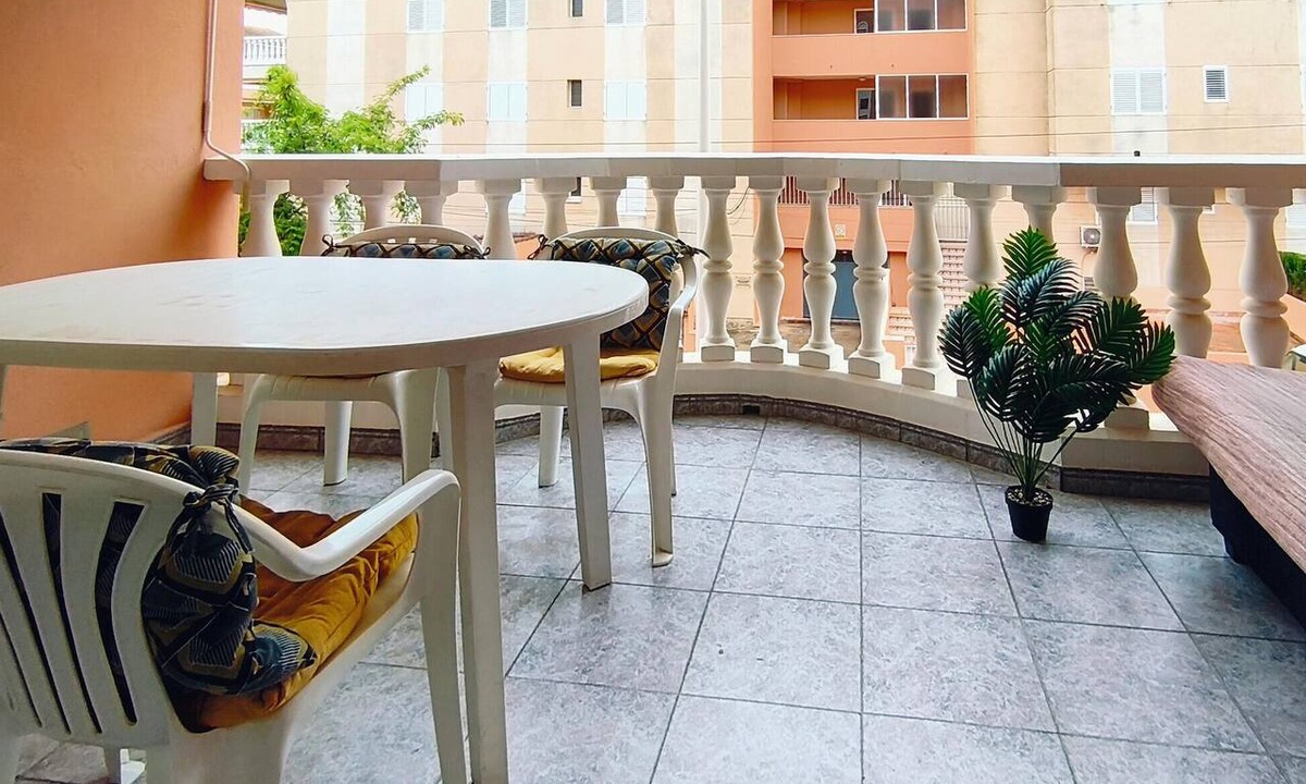 El Grau de Moncofa Apartment | 2 bedroom beach front apartment in Moncofa