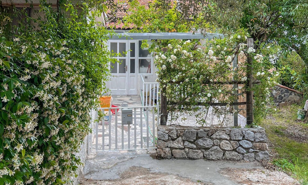 Scario Apartment | 2 bedroom beautiful apartment in Scario
