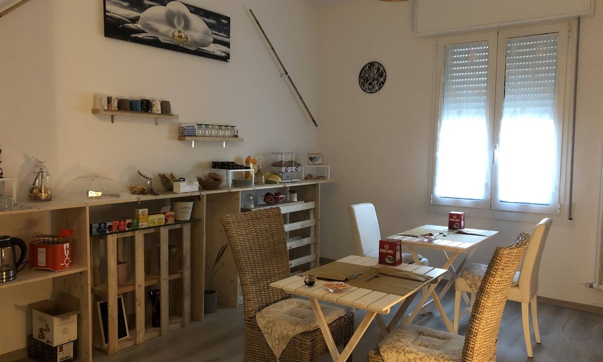 Buon Pastore-Sant'Agnese-San Damaso Bed & Breakfast | 2 Bedroom Bed & breakfast in Modena