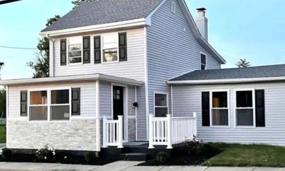 Fieldsboro House | 2 bedroom house in charming Fieldsboro with WiFi, AC, fitness room