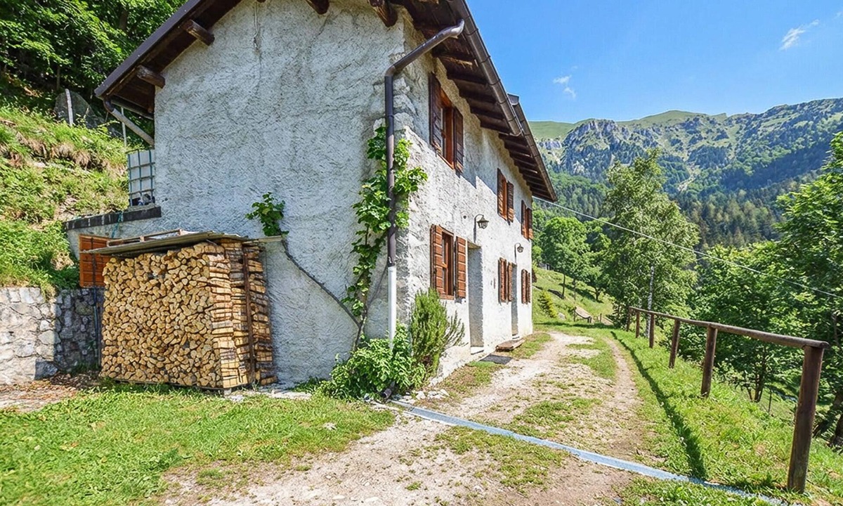 Sovramonte House | 2 bedroom nice home in Sovramonte