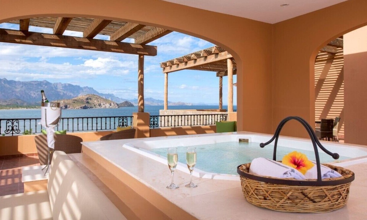 El Marasal Resort | 2-bedroom penthouse on Danzantes Bay. Baja. TPC Golf Course. Fishing Dream!