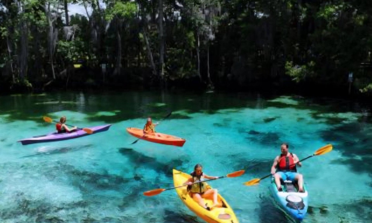 Springs at Kings Bay House | 2-bedroom River themed home in Crystal River, Manatee capital of the world!