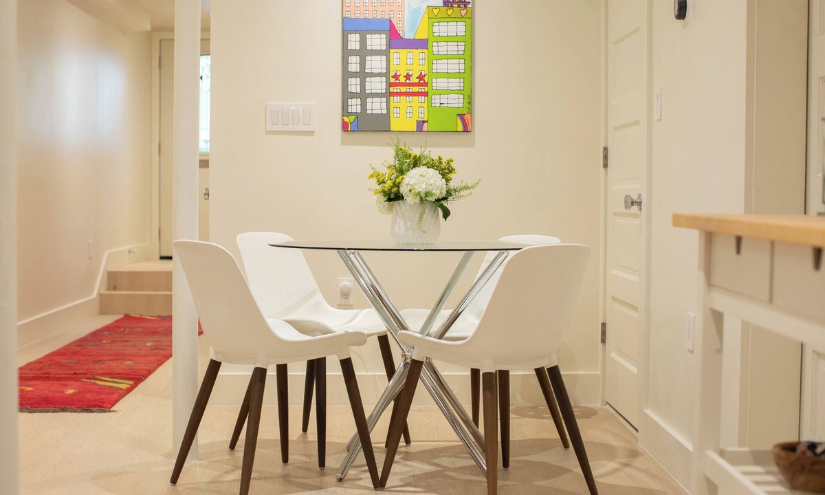 Dupont Circle House | 2 bedroom sanctuary in the middle of Washington DC