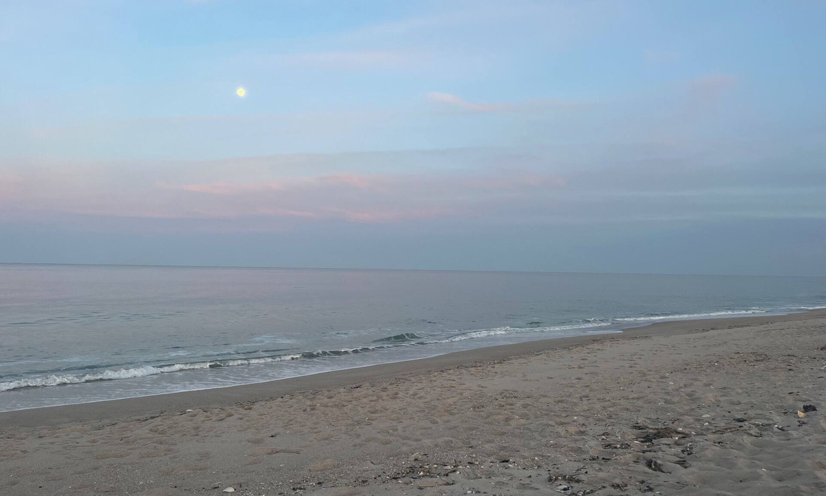 Point Pleasant Beach House | 2-bedroom house in charming Point Pleasant Beach with WiFi, AC and beach passes