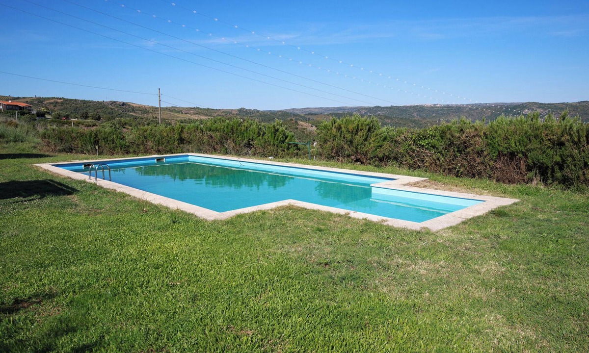 Bemposta Cottage | 2-Bedroom Villa with Douro River Views – Pool & Canoes Included