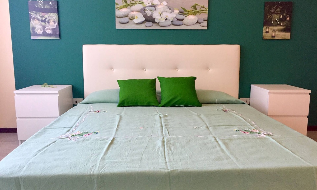 Castano Primo Apartment | 2 BIG and lightly BDR - free WIFI & GARAGE close to Malpensa-Rho Fiera-Lakes