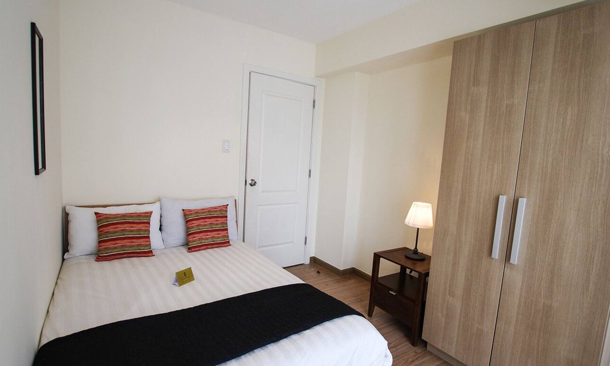 Don Bosco Apartment | 2-BR Beach View @ St. Tropez 1702
