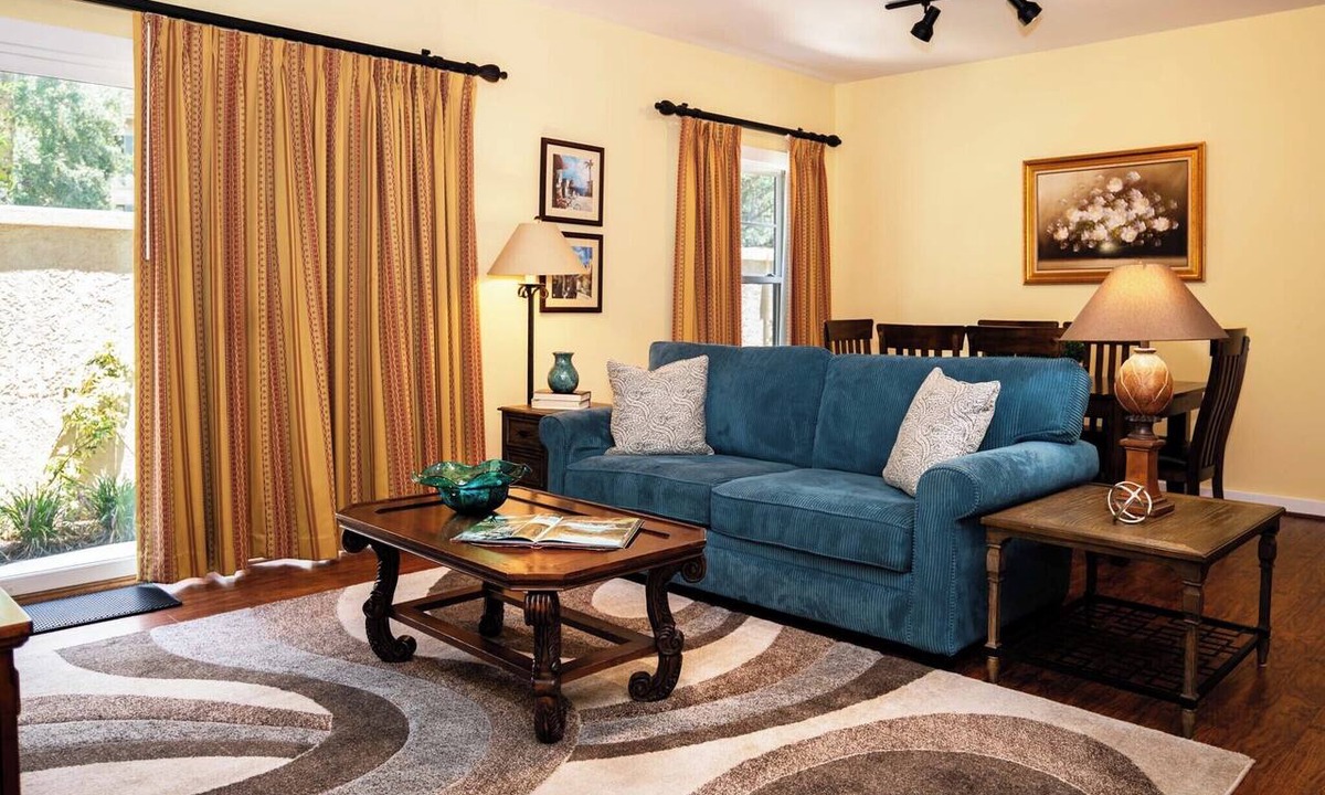 St. Augustine Condo | 2-BR large private fenced courtyard-close to entrance & pool/hot tub