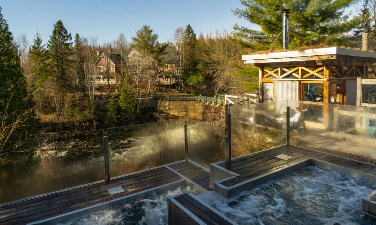 Saint-Paulin House | 2 Breathtaking Rooms w/Fireplace, Outdoor Activities & National Park Nearby