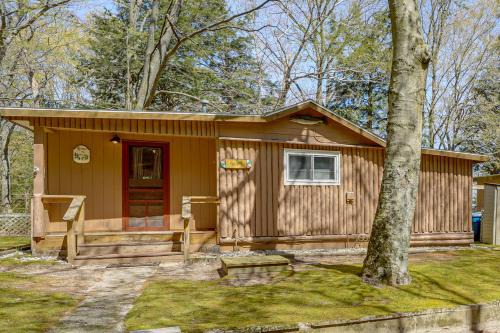 Ludington House | 2 Cabins on Hamlin Lake Available w/Boat Slip