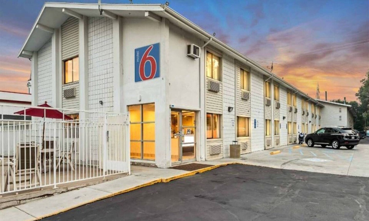 Ogden Apartment | 2 Full Beds | Non-Smoking, Micfridge