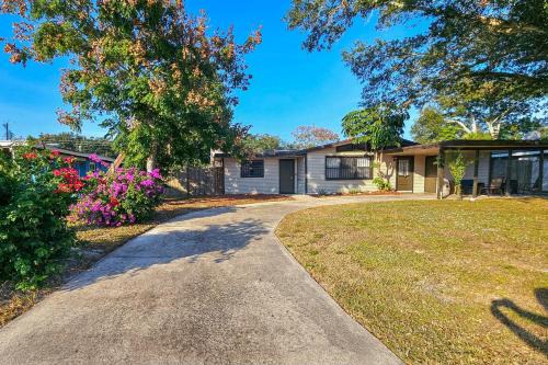 Cocoa House | 2 Mi to Cocoa Riverfront Park: Home w/Patio!