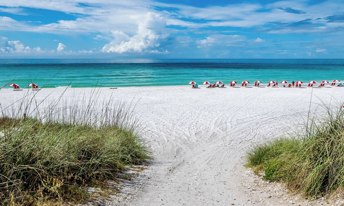 Miramar Beach House | .2 Miles From Beach, Bright and Modern Townhome, 3bd, 3bth