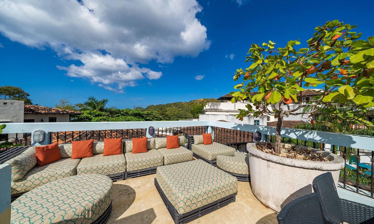 Las Catalinas House | 2-Min to Beach | Private Pool & 360° Rooftop Views - Casa Cazenovia 3 Bedroom Home