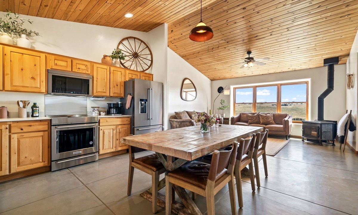 Sonoita House | 2 min to wineries | Chef Kitchen | Kings | PetsOK