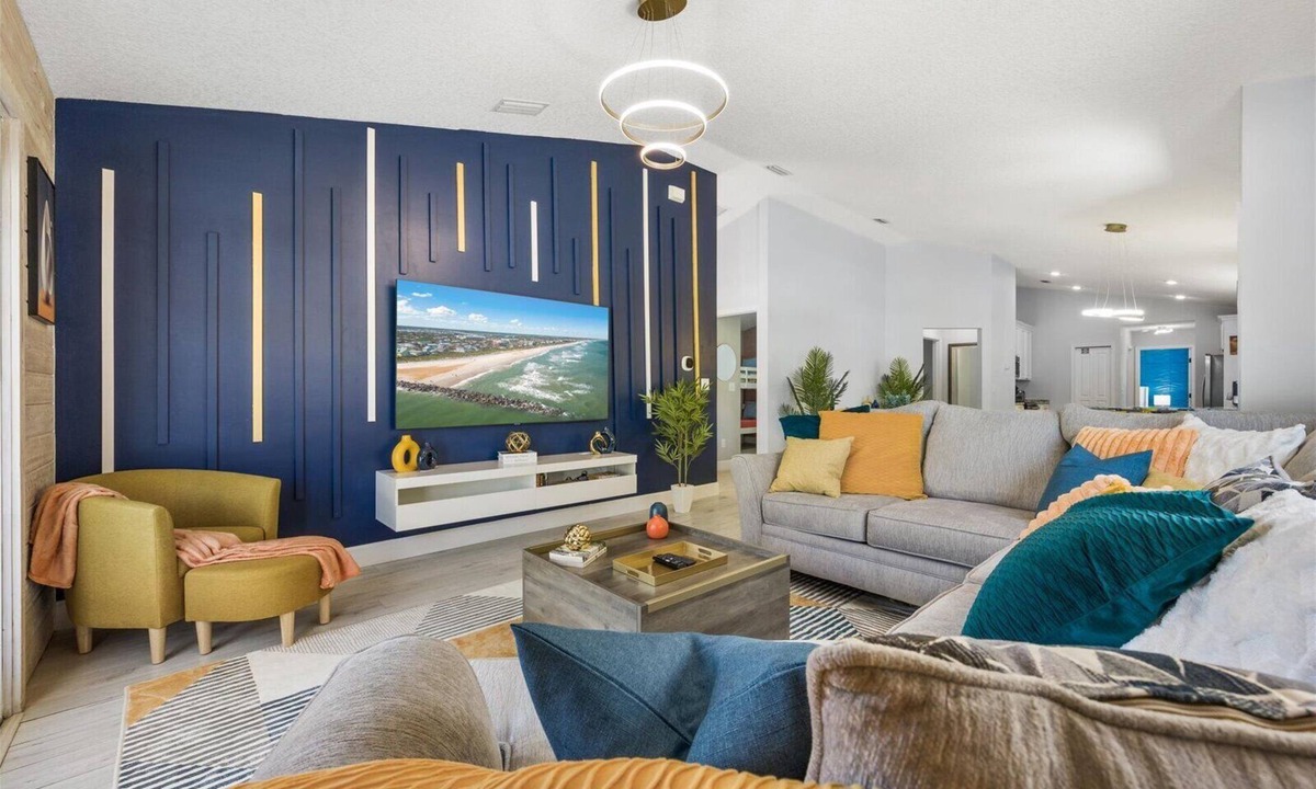 Vilano Beach Villa | 2-Min Walk to Beach | Hot Tub, Fire Pit & Beach Gear
