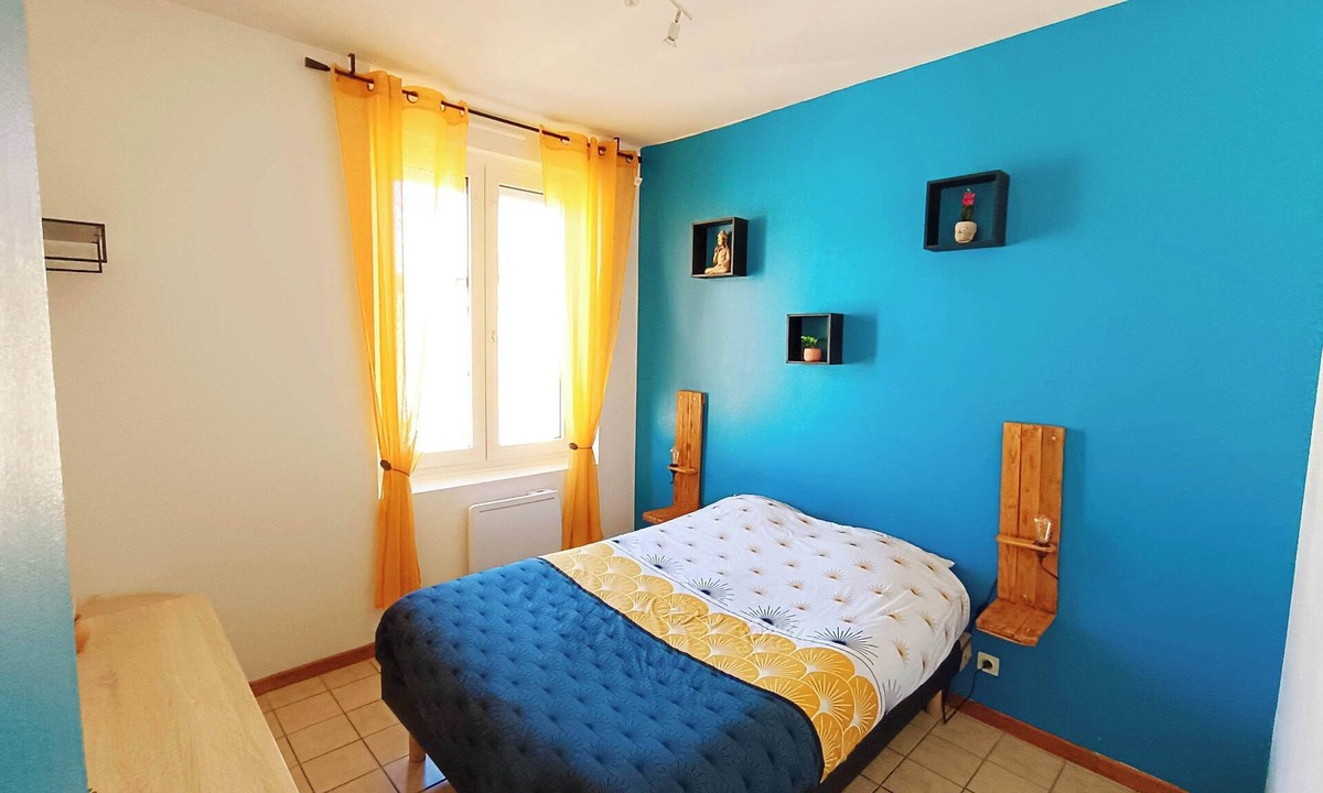 Chalons-en-Champagne Apartment | 2 Pièces Calme Stationnement Gratuit Wi-fi Haut Débit