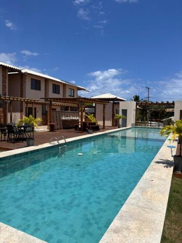 Imbassai House | 2 QUARTOS, Condomínio Villa de Rodes IMBASSAÍ Super bem localizado, Próximo a PRAIA, FARMÁCIAS, MERCADO E RESTAURANTES