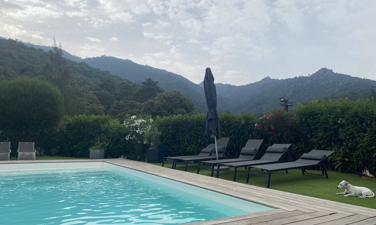 Porto-Vecchio Villa | 2 semi-detached air-conditioned mini villas with heated swimming pool to share