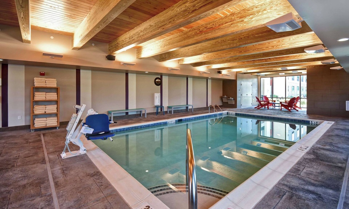 Mechanicsburg Hotel | 2 Spacious Studio Units l Escape w/Indoor Pool, BBQ Area & Free Breakfast