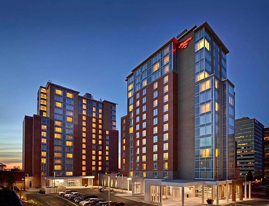 Downtown Halifax Hotel | 2-Star Hotel ∙ Hampton Inn by Hilton Halifax Downtown