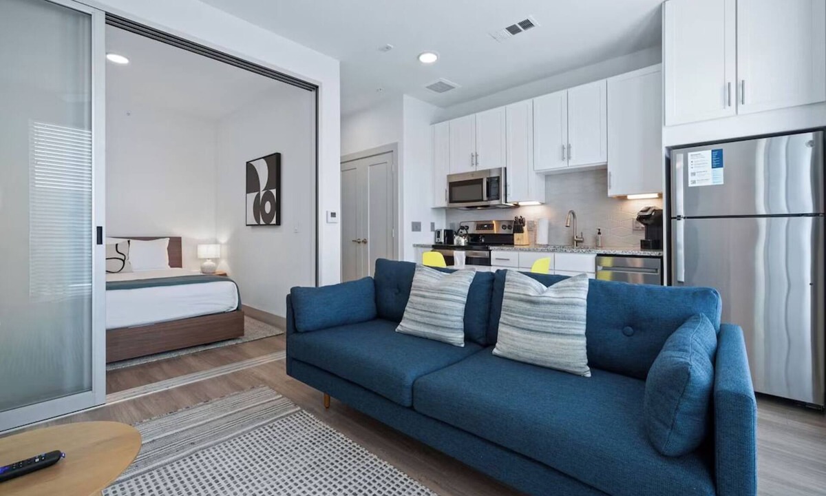 Waller Creek District Hotel | 2 Units | Sleek Haven Near Austin’s Capitol & South Congress Dining & Shops