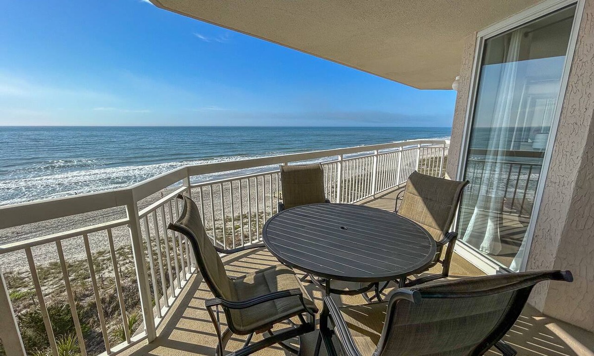 North Myrtle Beach Condo | 20% off short stay thru 7/11. 30% off 7/25-8/7 Sat-Sat 4BR 3BA OF Condo