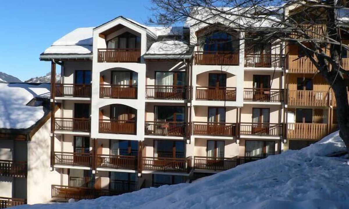 Saint-Martin-de-Belleville Apartment | 200m from resort center, 1st floor, view mountain, balcony, tv, ski locker, 29m²