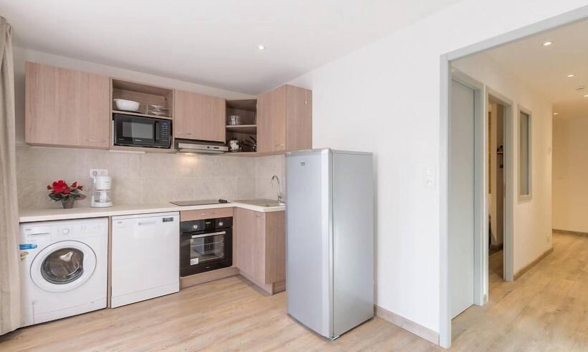 Briancon Apartment | 200m from resort center, balcony, tv, ski locker, 82m², Serre Chevalier