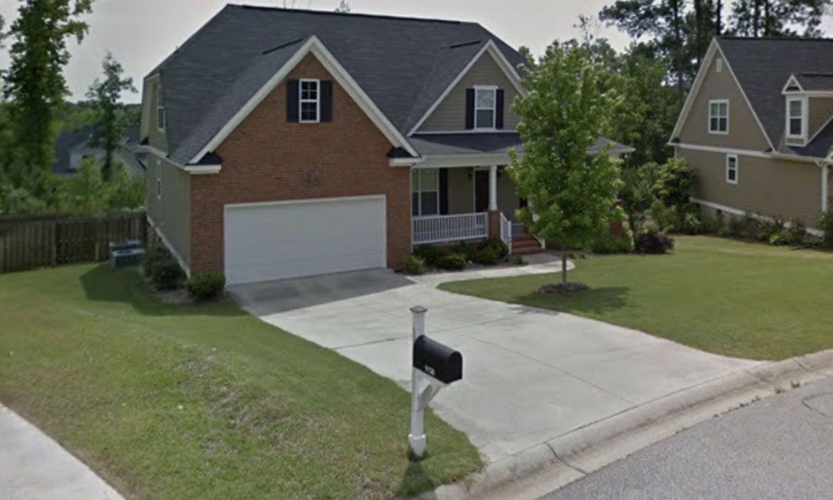 Evans House | 2026 4BR Masters Rental, 2 Kings, 2 Queens