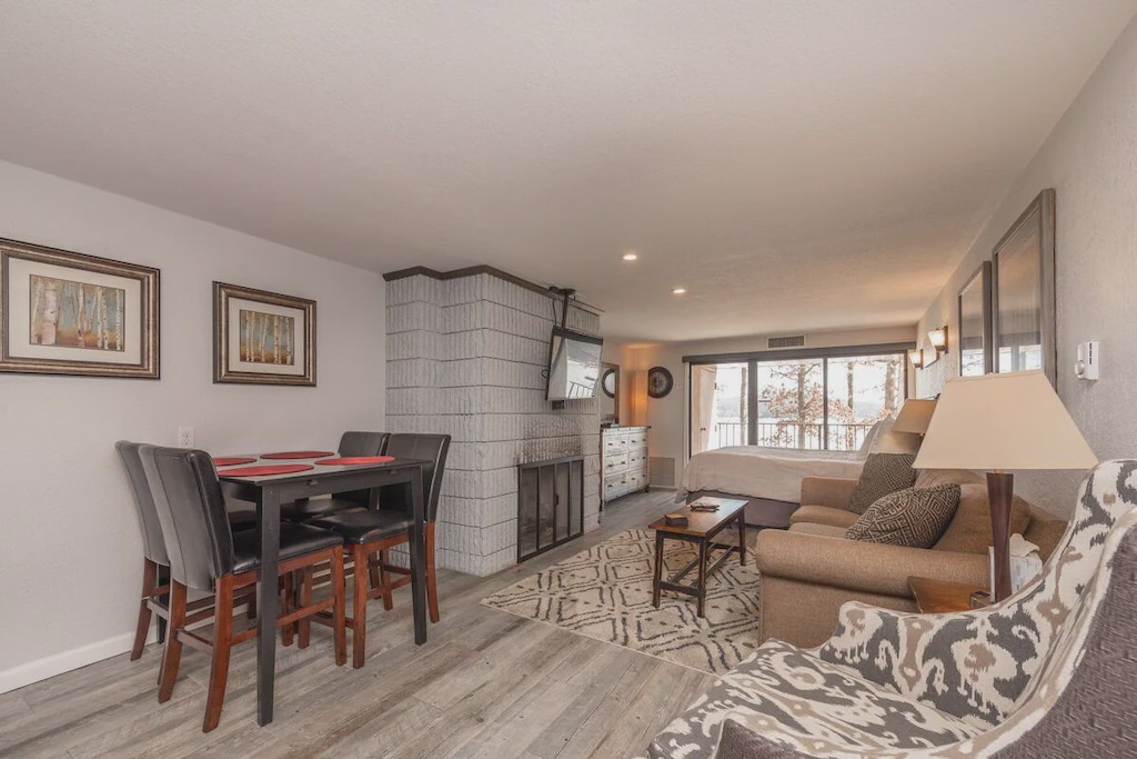Thayerville Condo | 205A - Lakefront Efficiency Condo, Expansive Lake Views, Fireplace, Free WIFI!