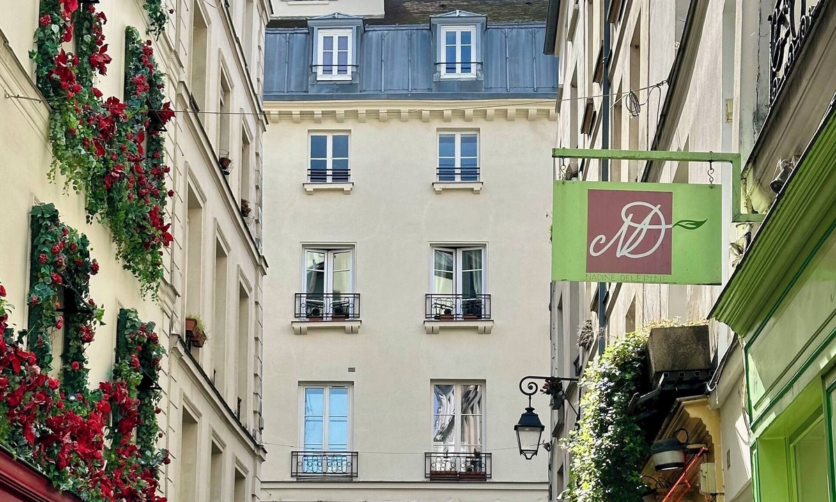 6th Arrondissement Apartment | 2066 Princesse