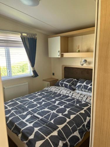 Allhallows Apartment | 21 Riverview, Allhallows - No VAT invoice available