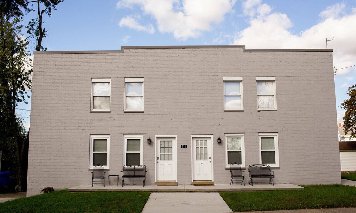 Williamstown Apartment | 211 Paris St Suites are just minutes from The Ark Encounter