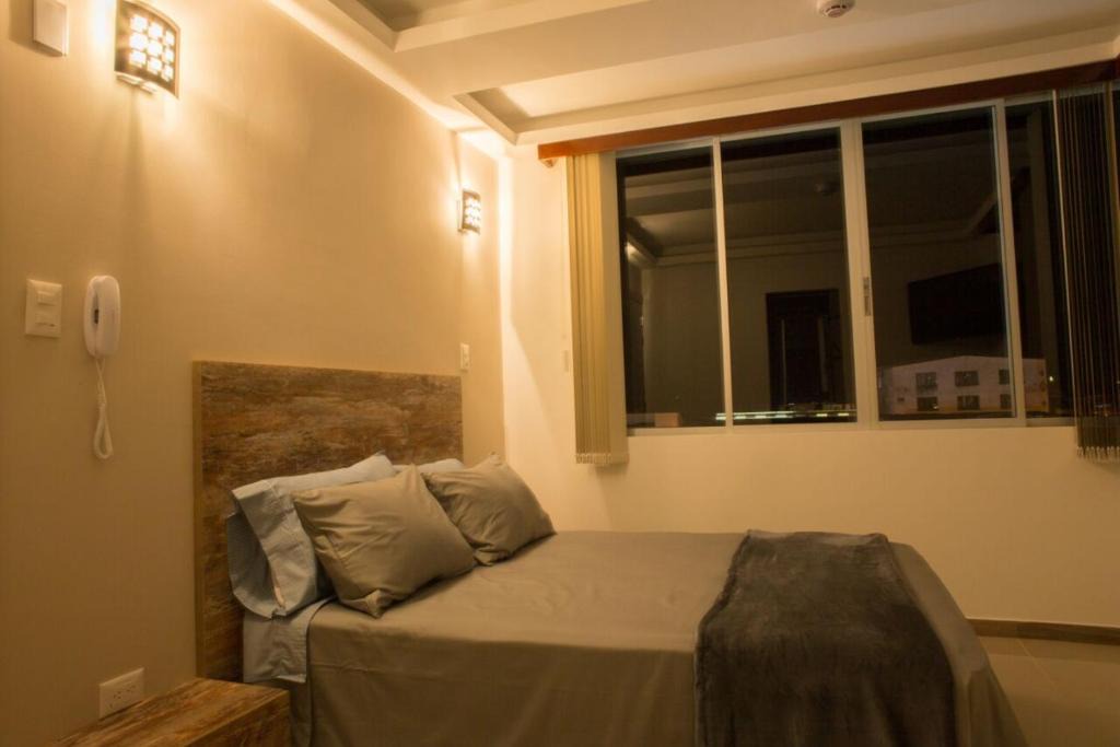 La Estrella Hotel | 212 Hotel
