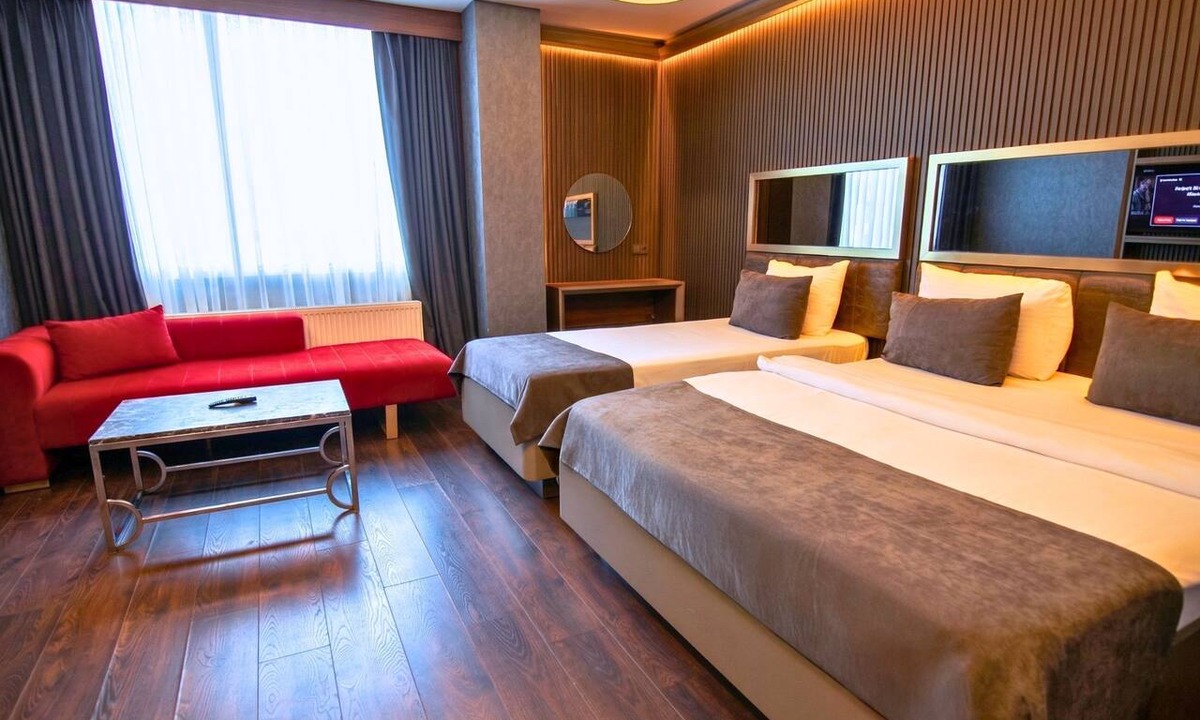 Kartal Hotel | 216 Eagle Palace Suite