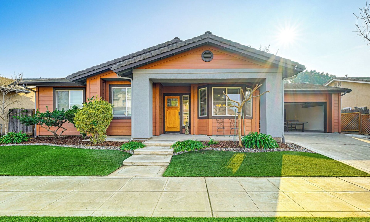 Reedley House | 26 Mi to Fresno: Pet-Friendly Home in Reedley!