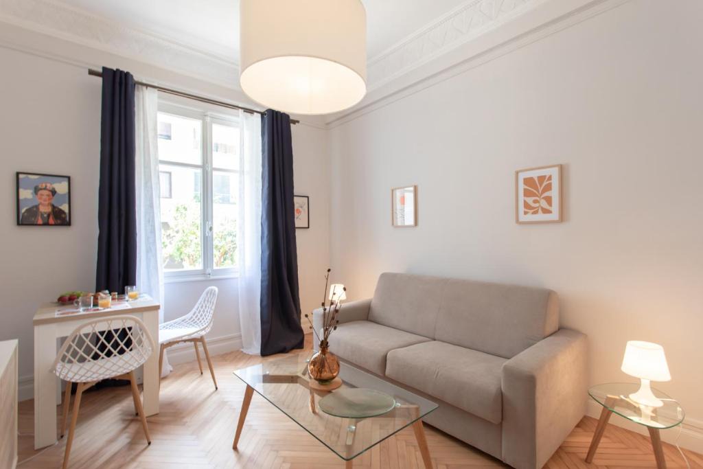 Le Piol Apartment | 26 Nice Parc Imperial studio