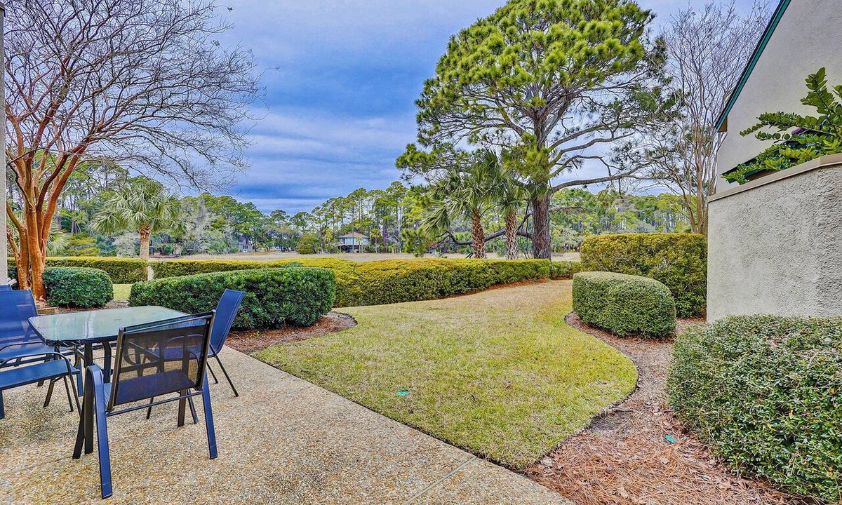 Sea Pines Condo | 263 Stoney Creek- Quick walk to the RBC Heritage - 2025 Availability!