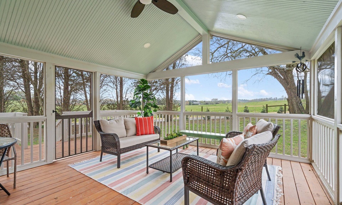 Euharlee Cottage | 277 Milam Bridge Rd SW, Cartersville